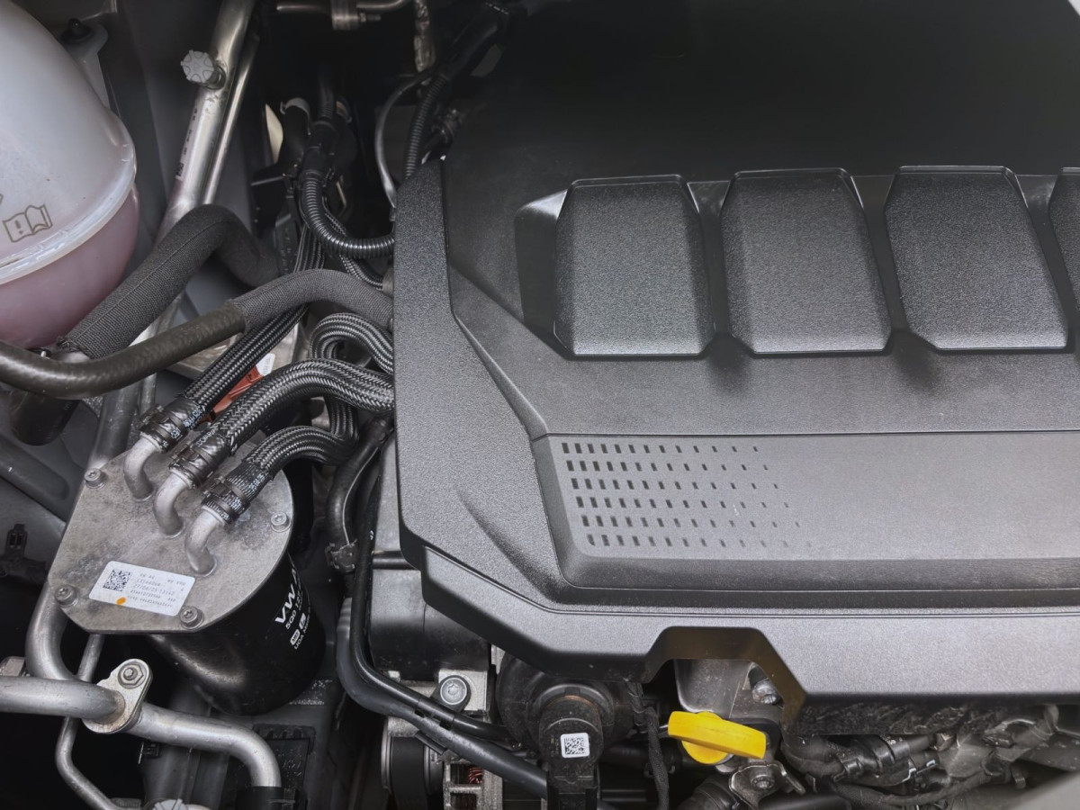 Thumb 16: Volkswagen T7 Multivan 2.0 TDI DSG STYLE LR MATRIX NAVI ACC AHK