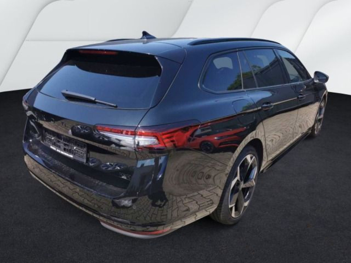 Thumb 2: Škoda Superb Combi 2.0 TDI DSG 4x4 SPORTLINE NAVI PANO KLIMA