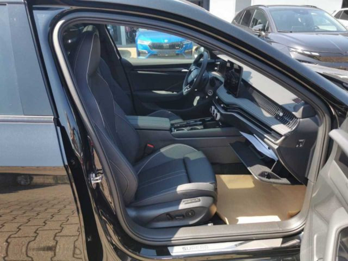 Thumb 3: Škoda Superb Combi 2.0 TDI DSG 4x4 SPORTLINE NAVI PANO KLIMA