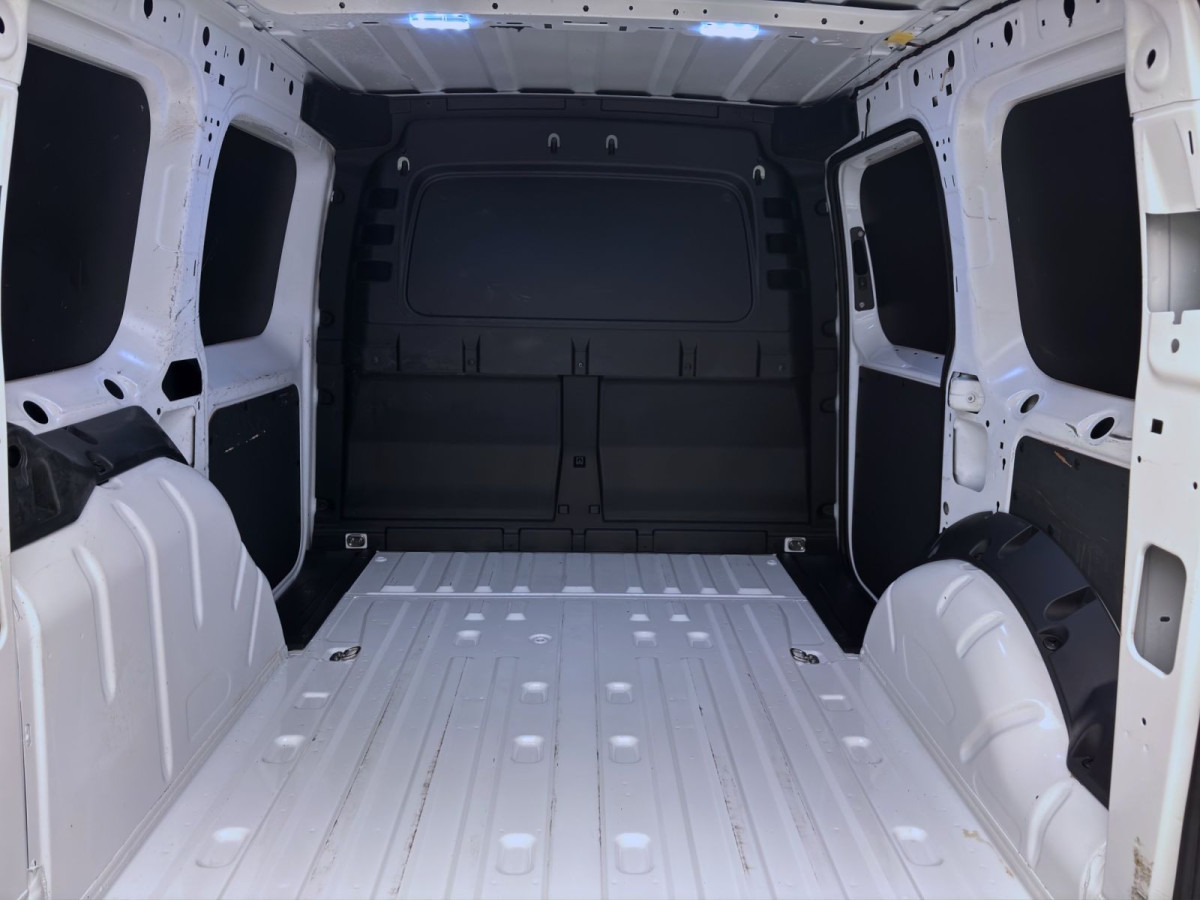 Thumb 3: Volkswagen Caddy Cargo 2.0 TDI SITZHZG PDC DAB+ GANZJR