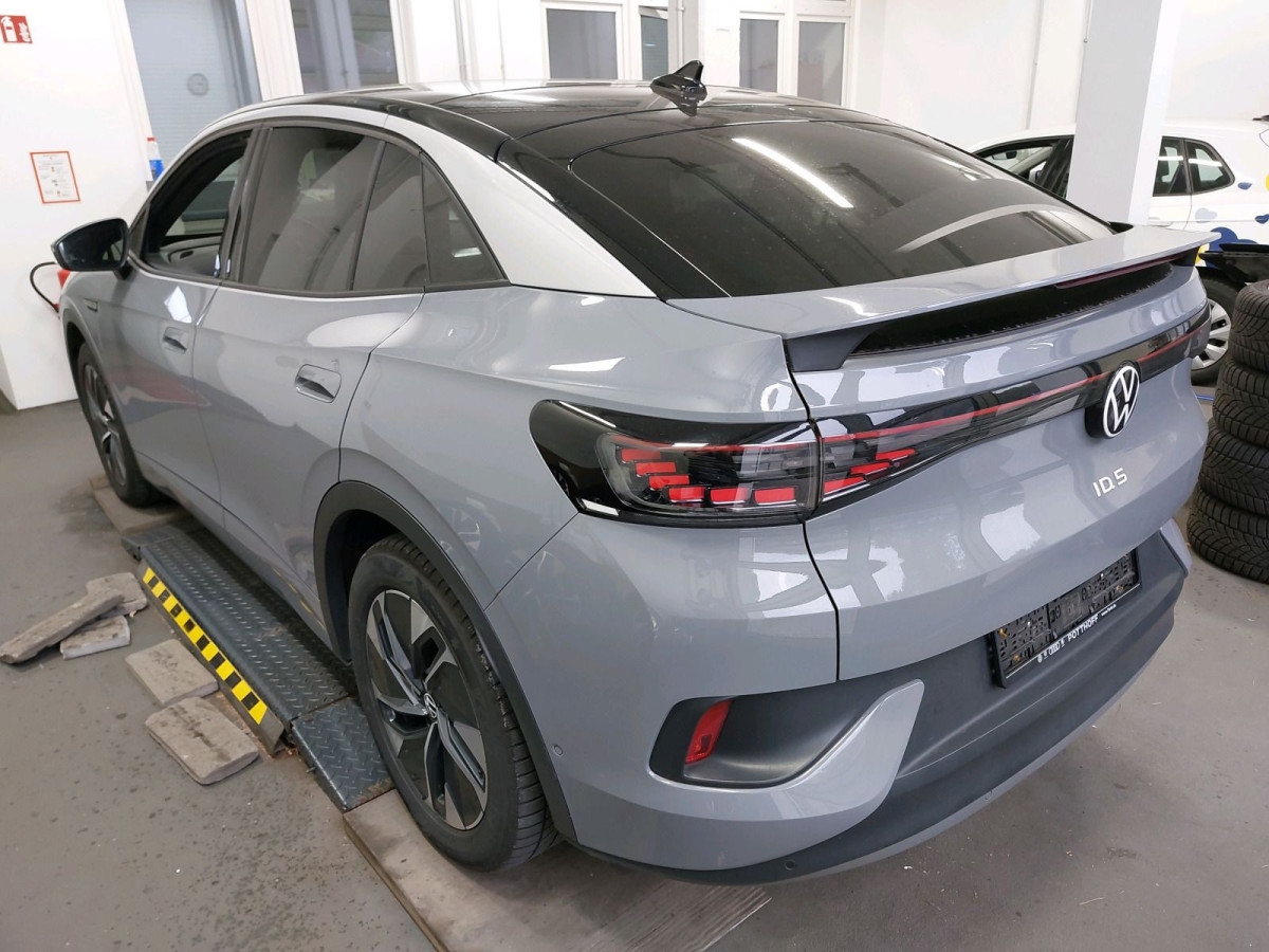 Thumb 2: Volkswagen ID.5 PRO PERFORMANCE PANO AHK ACC NAVI KAMERA
