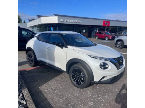 Automodell: Juke in der Farbe weiß