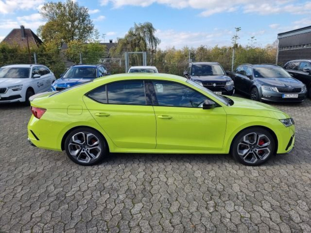 Skoda Octavia 2.0 TSI RS Plus LED SHZ KLIMA KAM HUD - Bild 22