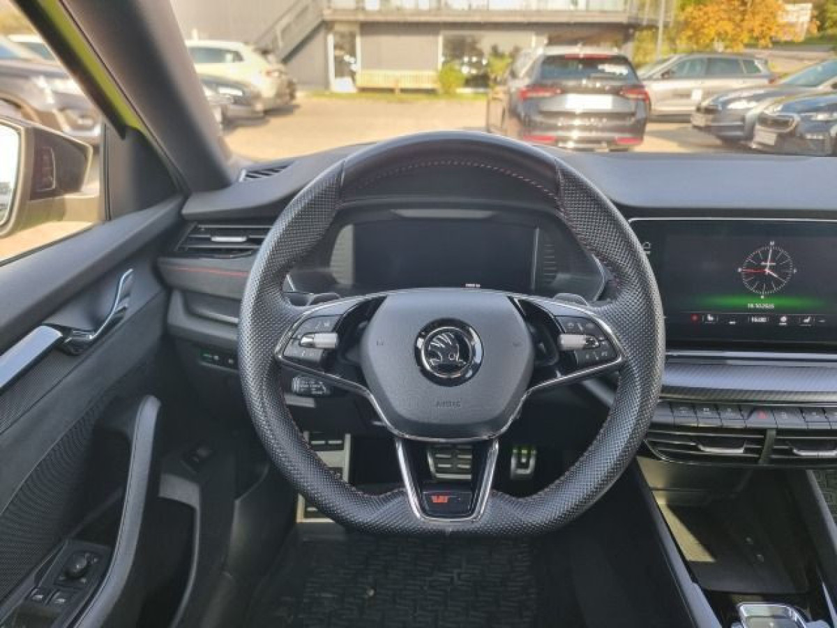Skoda Octavia 2.0 TSI RS Plus LED SHZ KLIMA KAM HUD - Bild 27