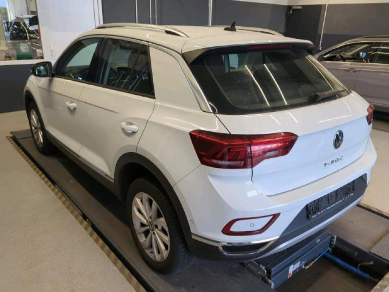 Bild 2: Volkswagen T-Roc 1.0 TSI STYLE NAVI SITZHZG PDC LED+