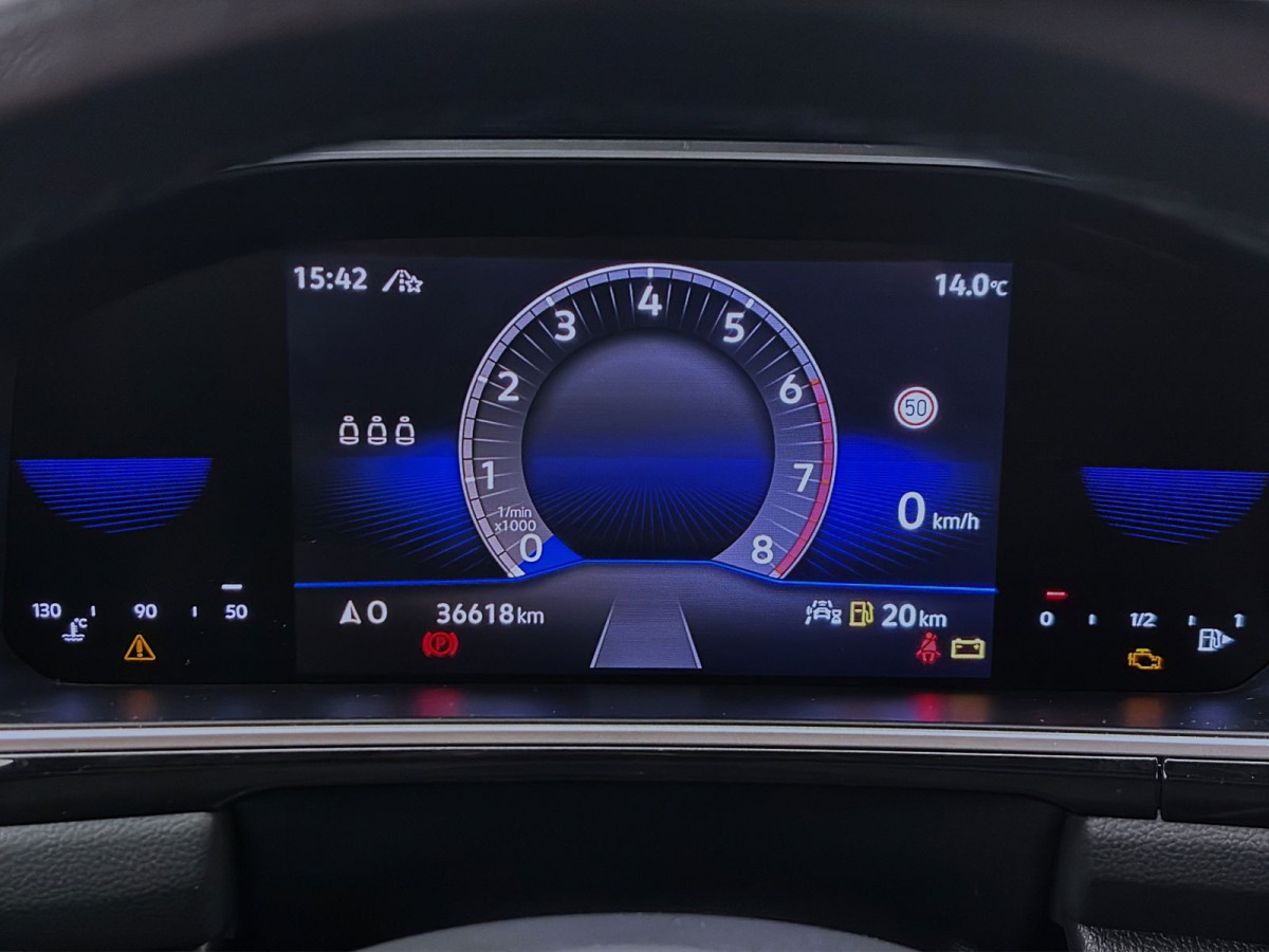 Thumb 12: Volkswagen T-Roc 1.0 TSI R-LINE AHK KAMERA NAVI LED+