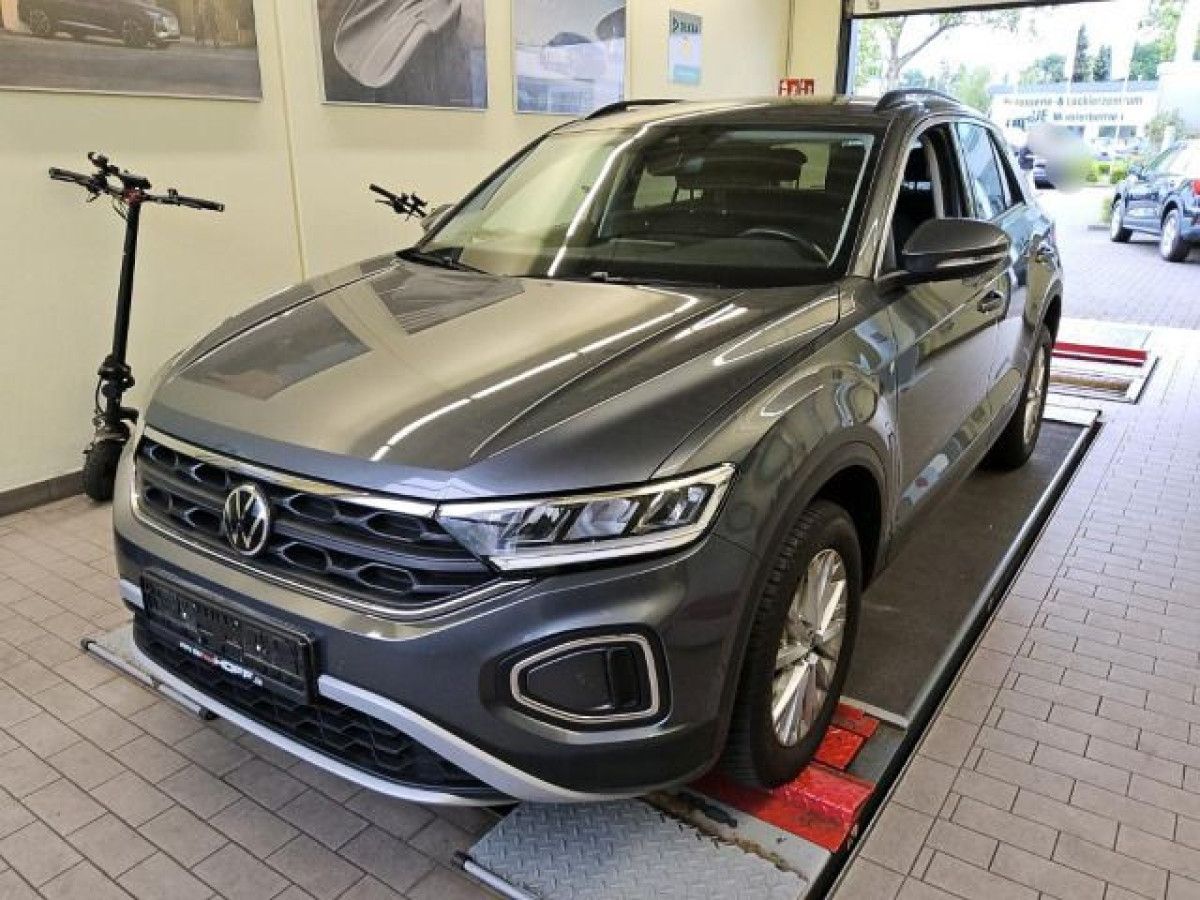 Thumb 1: Volkswagen T-Roc 1.0 TSI LIFE NAVI PDC SITZHZG LED