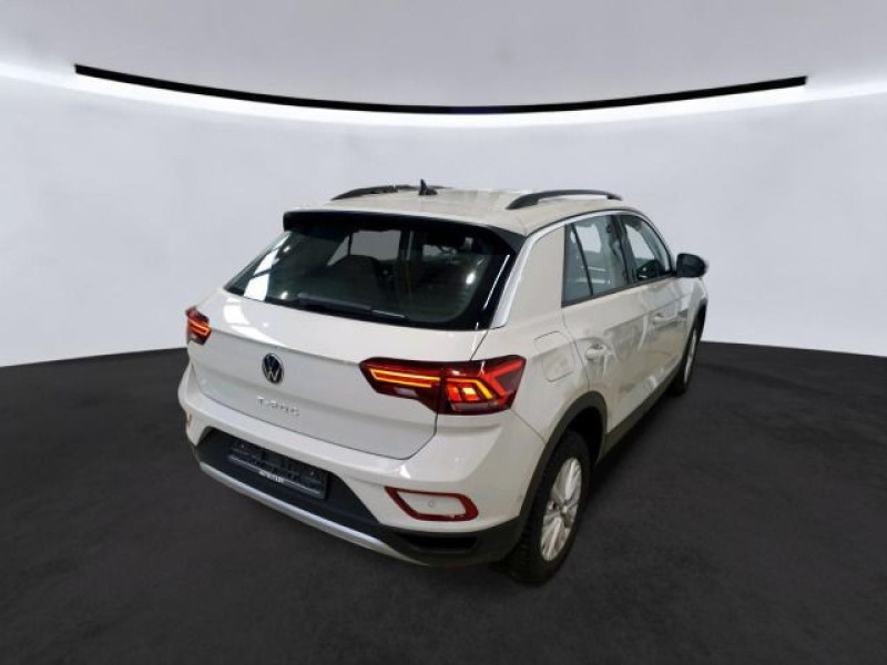 Bild 2: Volkswagen T-Roc 1.0 TSI LIFE PDC SITZHZG LED KLIMA