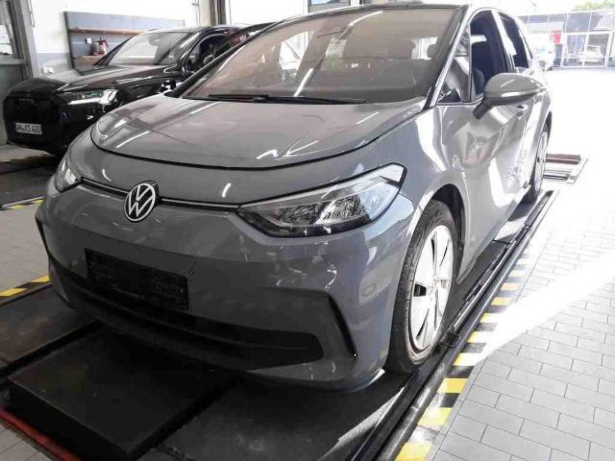 Thumb 1: Volkswagen ID.3 PRO KLIMA PDC LED DAB+