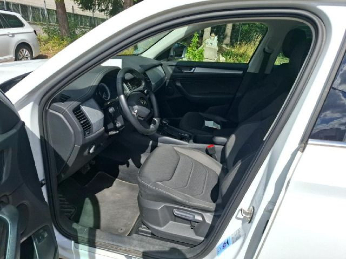Thumb 3: Škoda Kodiaq 1.5 TSI DSG TOUR AHK KAMERA NAVI MATRIX