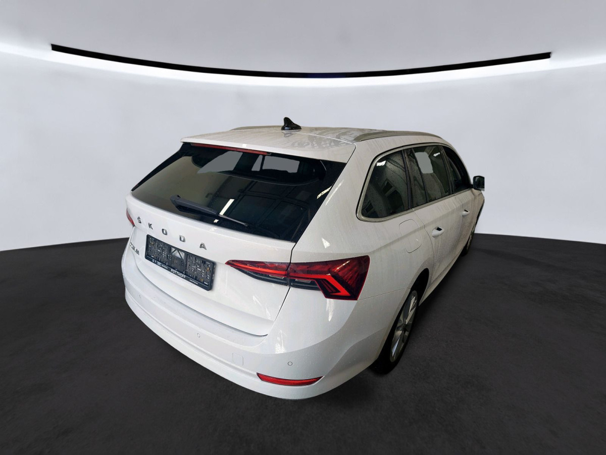 Thumb 2: Škoda Octavia Combi 2.0 TDI DSG STYLE AHK NAVI KAMERA HuD
