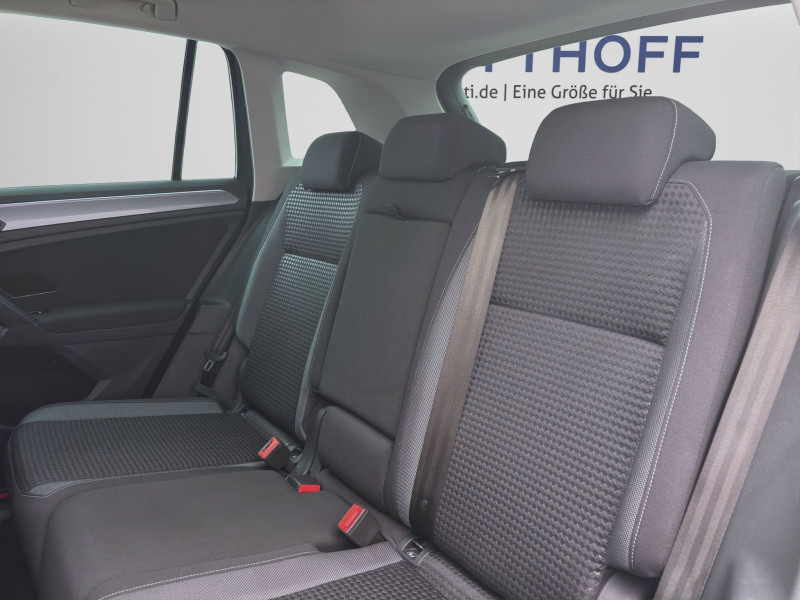Bild 15: Volkswagen Tiguan 2.0 TDI DSG ACTIVE AHK NAVI ACC MATRIX