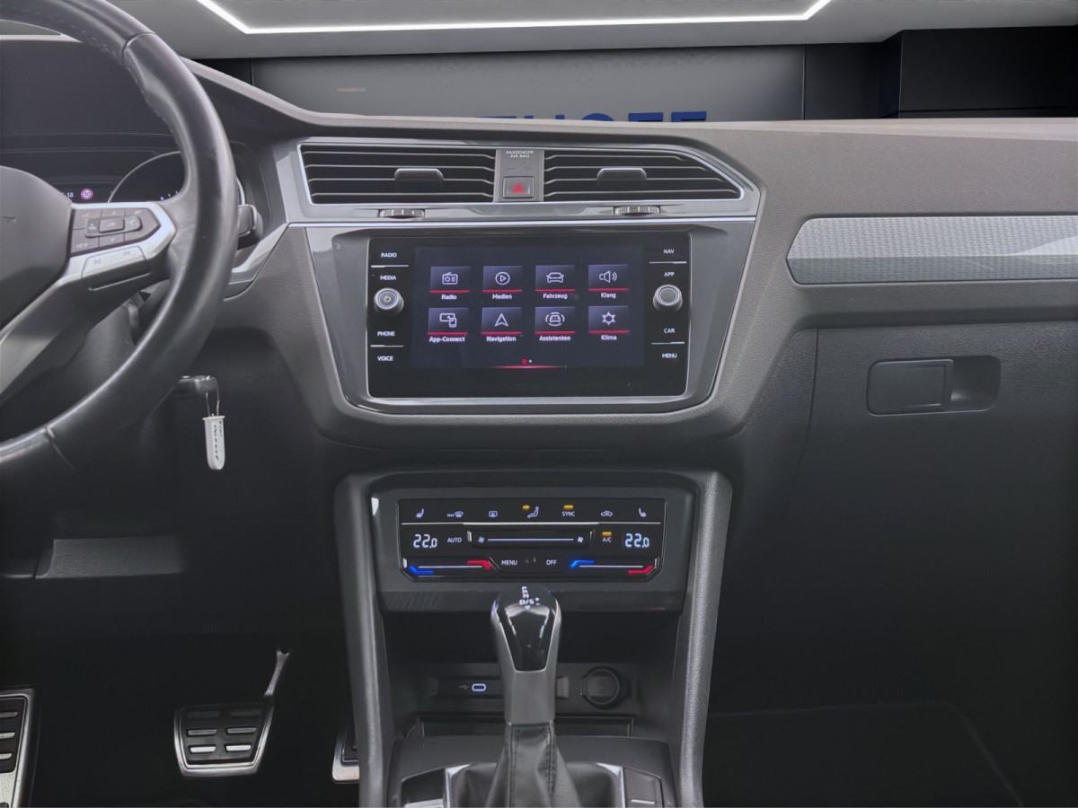 Thumb 14: Volkswagen Tiguan 2.0 TDI DSG ACTIVE AHK NAVI ACC MATRIX