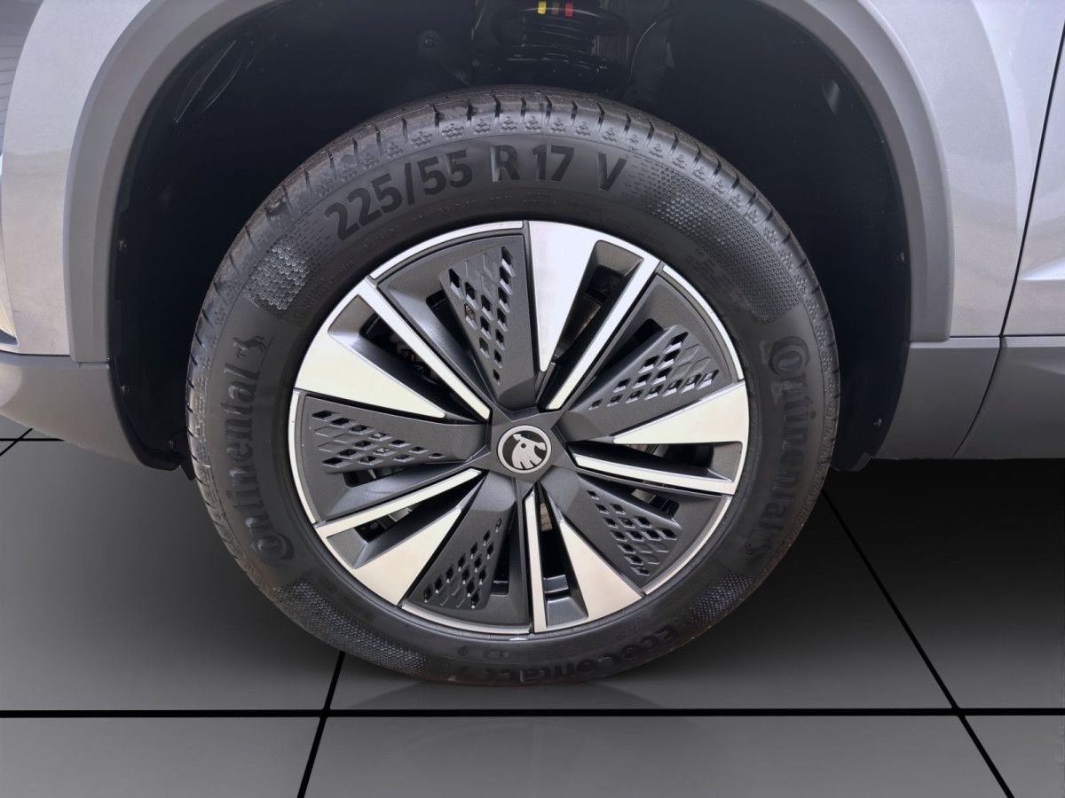 Thumb 8: Škoda KAROQ BALANCE 4X4 AHK NAV KAM pACC ASSISTENZ+ WINTER+
