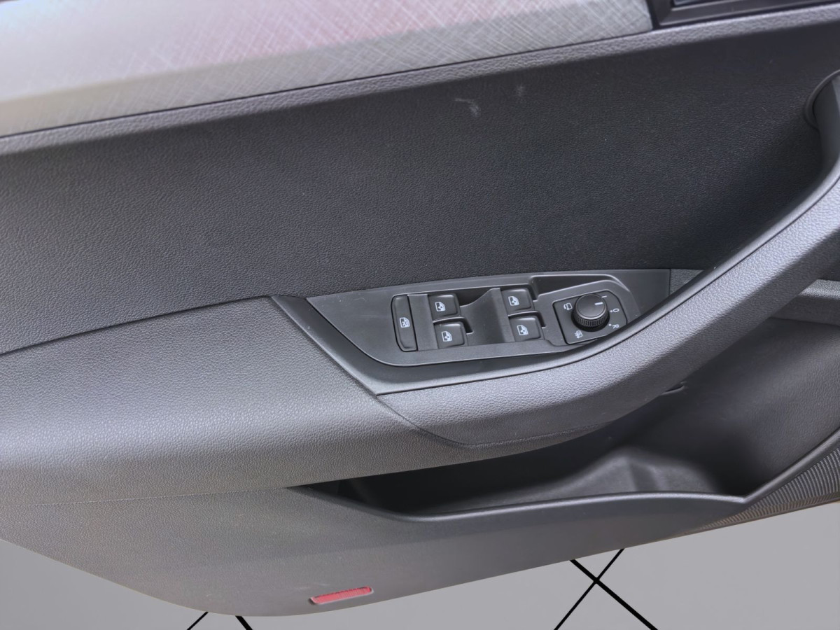 Thumb 10: Škoda KAROQ BALANCE 4X4 AHK NAV KAM pACC ASSISTENZ+ WINTER+
