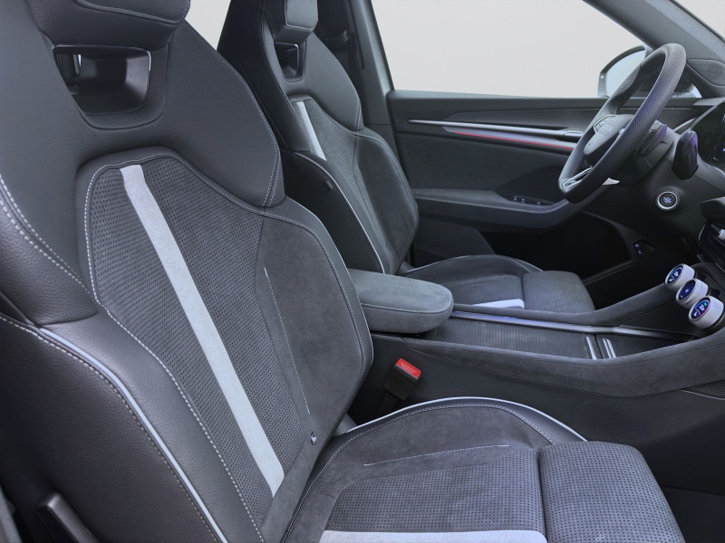 Bild 16: Škoda KODIAQ iV SPORTLINE NAV+ HEAD-UP KAM pACC 19" DCC MATRIX