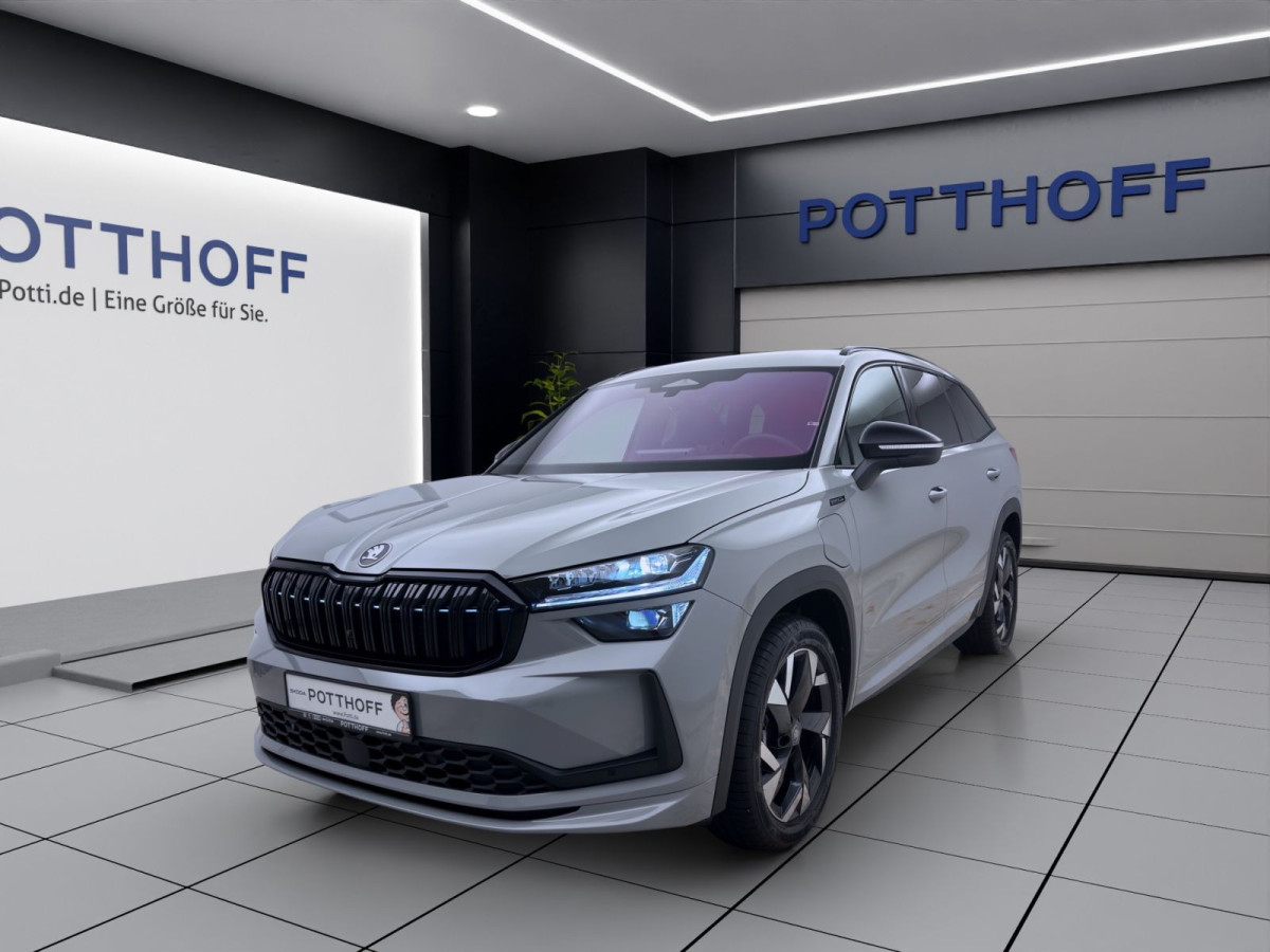 Thumb 1: Škoda KODIAQ iV SPORTLINE NAV+ HEAD-UP KAM pACC 19" DCC MATRIX
