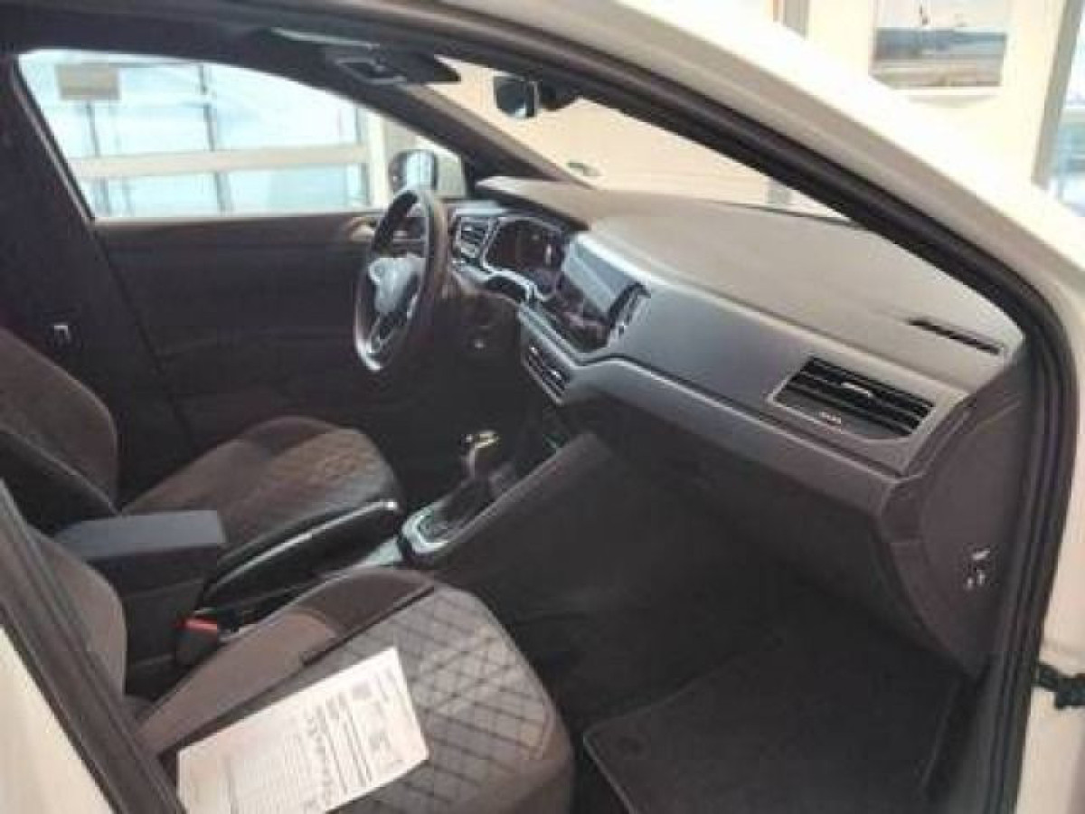 Thumb 3: Volkswagen Taigo 1.5 TSI DSG R-LINE NAVI AHK KAMERA SITZHZG