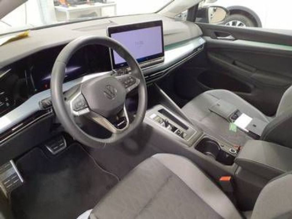 Thumb 3: Volkswagen Golf Variant 1.5 eTSI DSG ENERGY AHK NAVI SITZHZG KAMERA