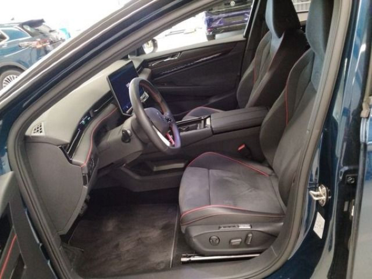 Thumb 3: Volkswagen ID.7 Tourer 4M GTX AHK NAVI IQ.LIGHT KAMERA DCC