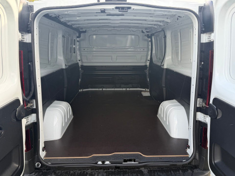 Ansicht 13 - Neuwagen Fahrzeug, Modell Primastar der Marke Nissan von Verkäufer Autohaus Helmut Weinmann GmbH & Co. KG
