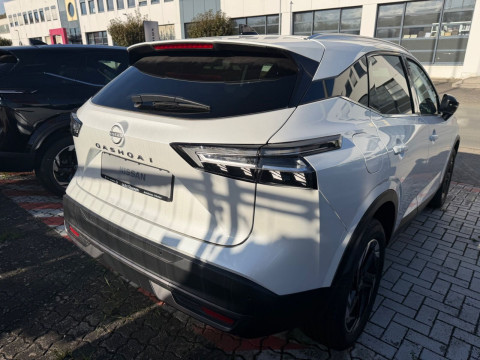 Ansicht 7 - Gebrauchtwagen Fahrzeug, Modell Qashqai der Marke Nissan von Verkäufer Auto Stamm GmbH