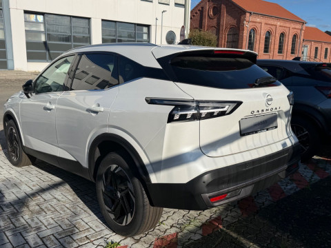 Ansicht 10 - Gebrauchtwagen Fahrzeug, Modell Qashqai der Marke Nissan von Verkäufer Auto Stamm GmbH