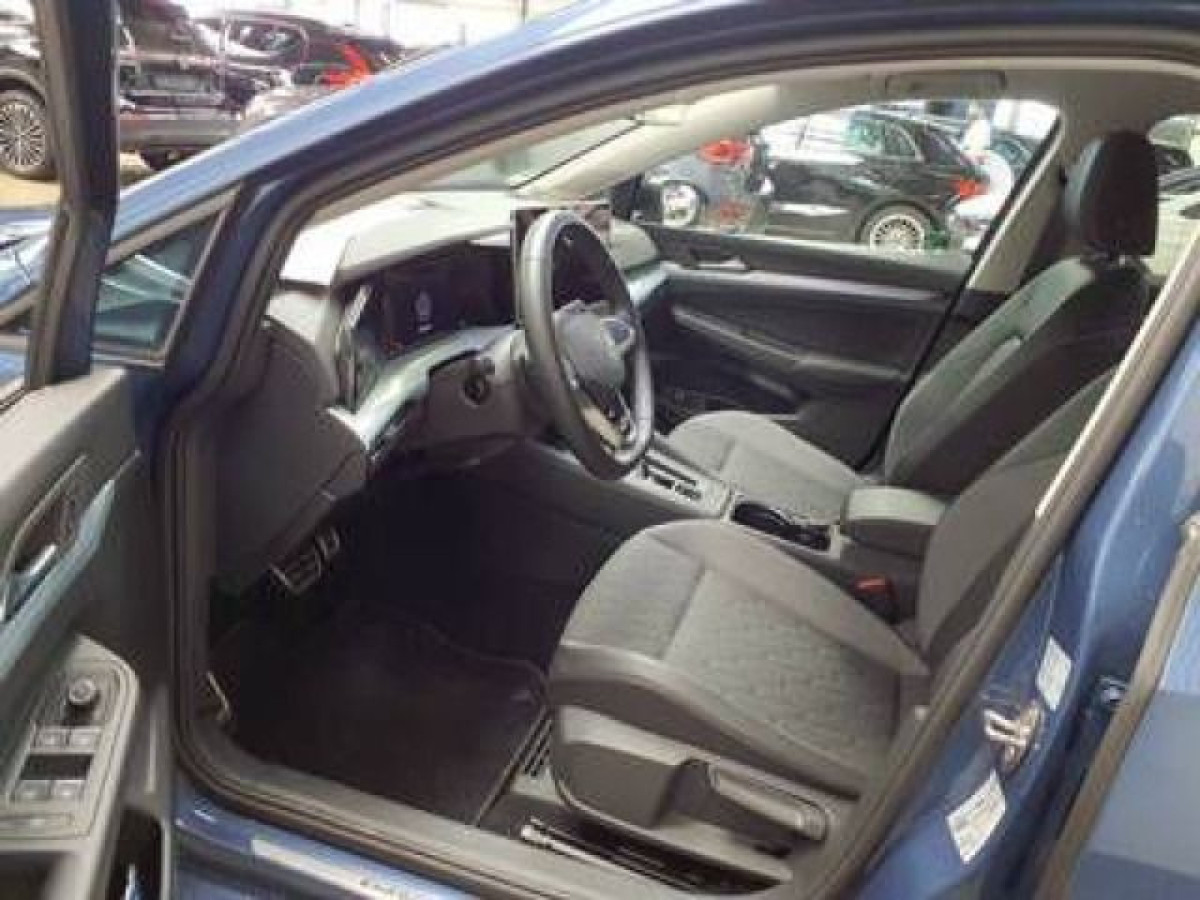 Thumb 3: Volkswagen Golf 1.5 eTSI DSG ENERGY AHK NAVI KAMERA LED+