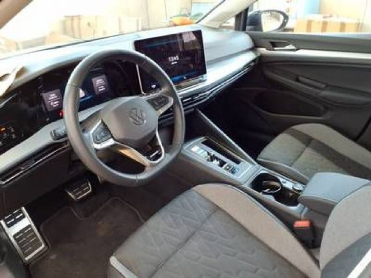 Thumb 3: Volkswagen Golf 1.5 eTSI DSG ENERGY AHK NAVI SITZHZG KAMERA