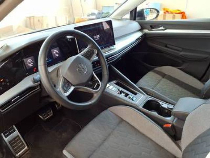 Bild 3: Volkswagen Golf 1.5 eTSI DSG ENERGY NAVI AHK KAMERA SITZHZG