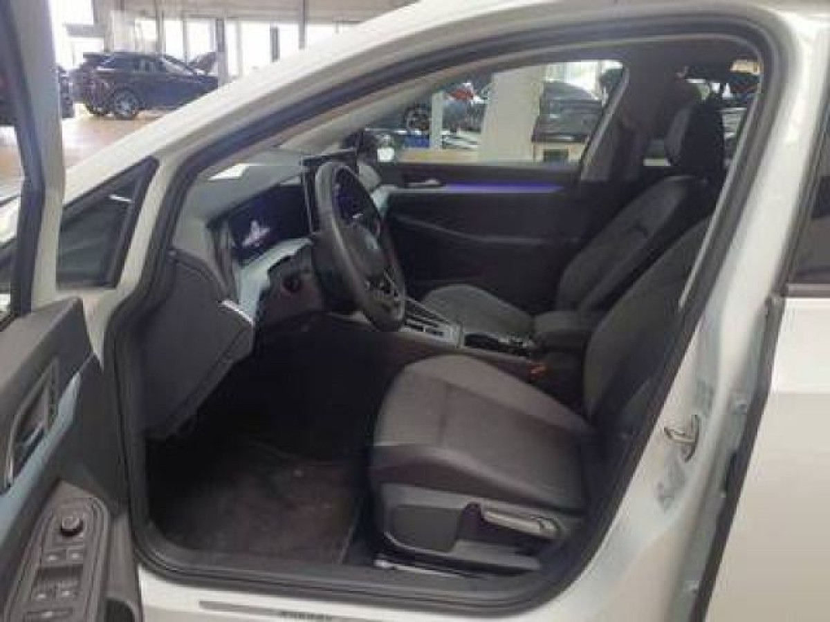 Thumb 3: Volkswagen Golf 2.0 TDI DSG ENERGY AHK NAVI KAMERA LED+