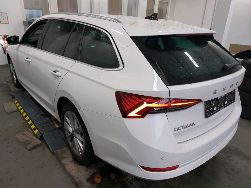 Bild 3: Škoda Octavia Combi 2.0 TDI DSG STYLE AHK NAVI SITZHZG HuD