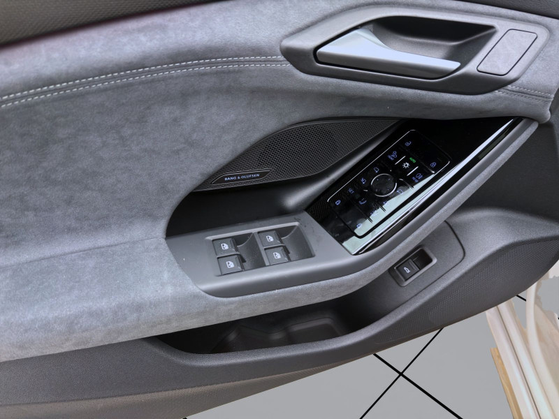 Bild 10: Audi A6 Sportback e-tron performance 270 kW AHK HuD 360°