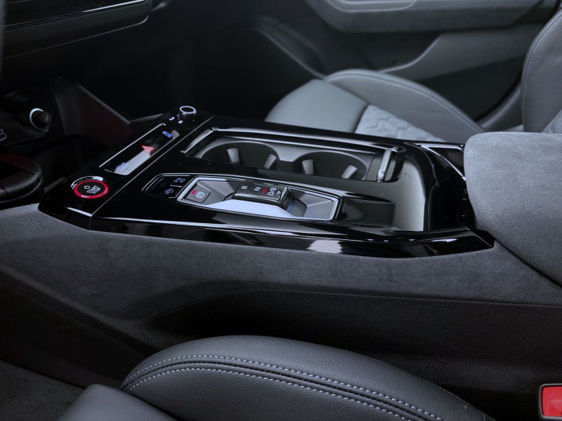 Bild 14: Audi A6 Sportback e-tron performance 270 kW AHK HuD 360°