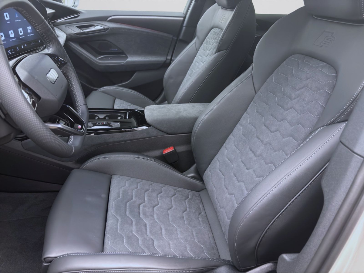 Thumb 9: Audi A6 Sportback e-tron performance 270 kW AHK HuD 360°