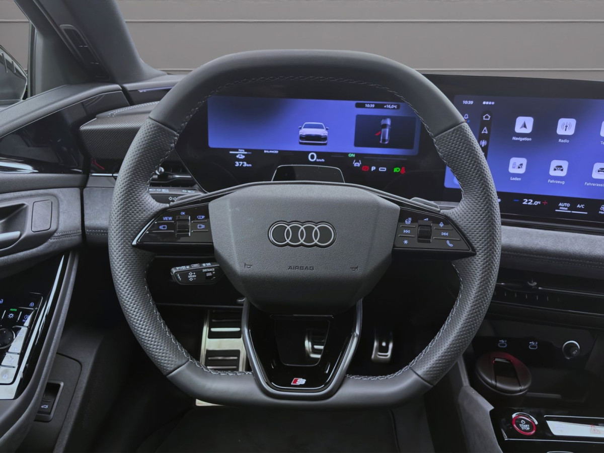 Thumb 11: Audi A6 Sportback e-tron performance 270 kW AHK HuD 360°