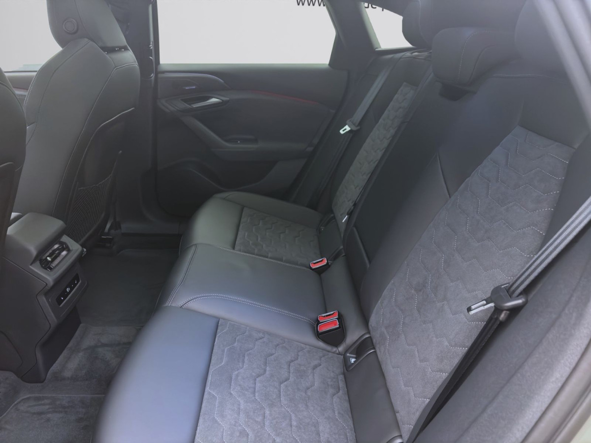 Thumb 15: Audi A6 Sportback e-tron performance 270 kW AHK HuD 360°