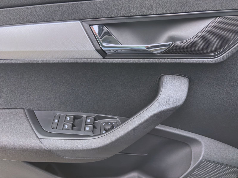 Bild 10: Škoda KAROQ BALANCE 4X4 AHK NAV KAM ACC ASSISTENZ+ WINTER+