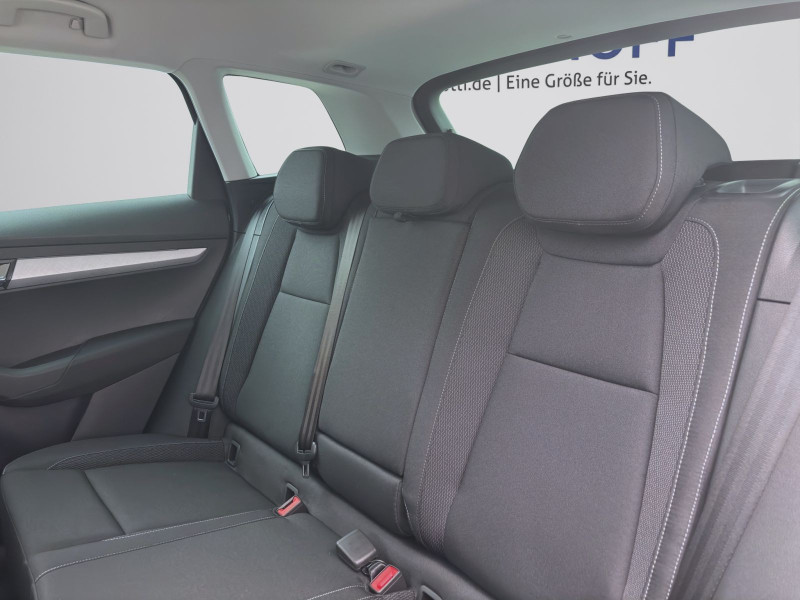 Bild 15: Škoda KAROQ BALANCE 4X4 AHK NAV KAM ACC ASSISTENZ+ WINTER+