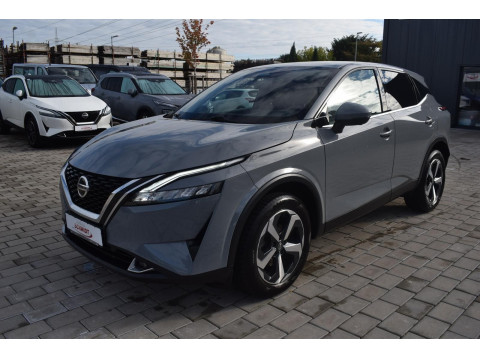Automodell: Qashqai in der Farbe grau