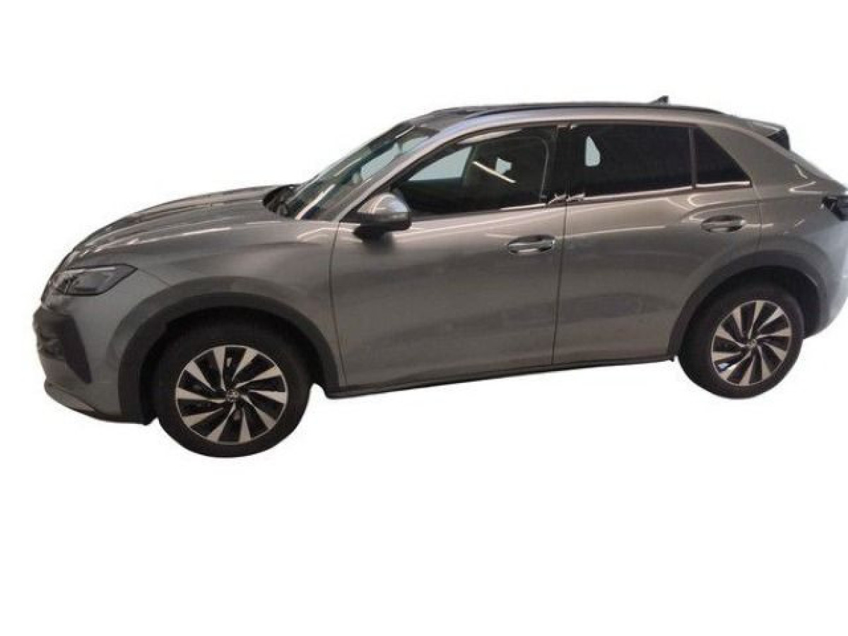 Thumb 1: Volkswagen T-Roc 1.5 eTSI DSG LIFE PANO NAVI KAMERA SITZHZG