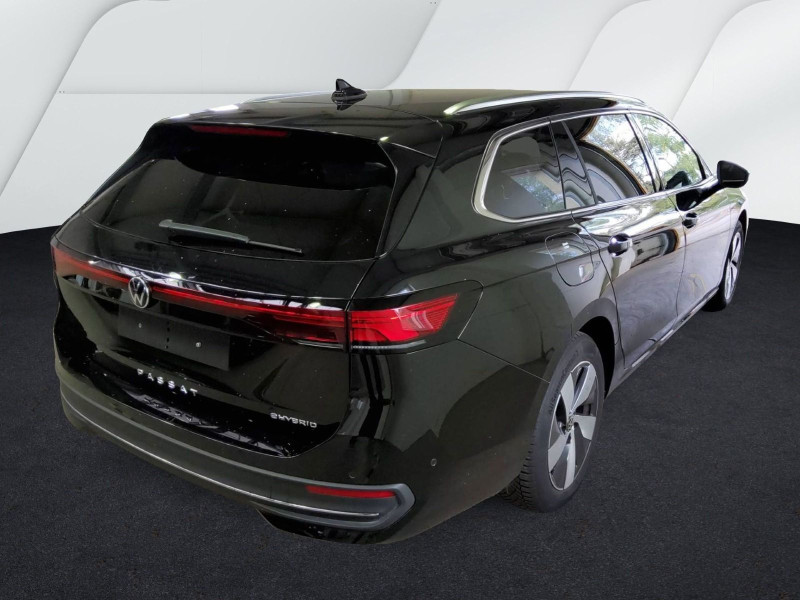 Bild 2: Volkswagen Passat Variant 1.5 TSI eHybrid DSG BUSINESS AHK NAVI KAMERA HuD