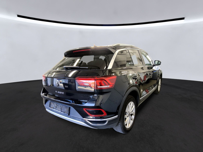 Bild 4: Volkswagen T-Roc 1.5 TSI DSG STYLE AHK NAVI SITZHZG PDC