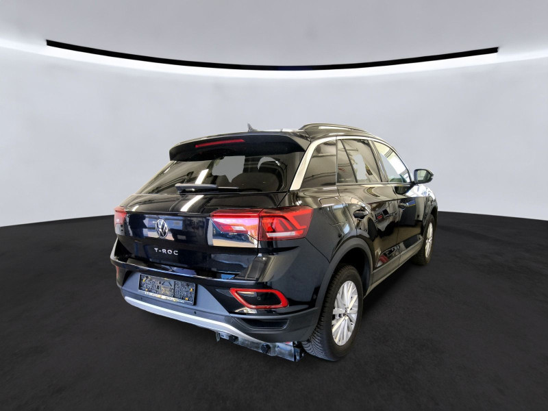 Bild 4: Volkswagen T-Roc 1.0 TSI LIFE NAVI SHZG LED PARKASSIST