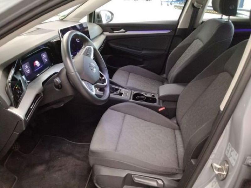 Bild 3: Volkswagen Golf 1.5 TSI LIFE NAVI HuD KAMERA SITZHZG