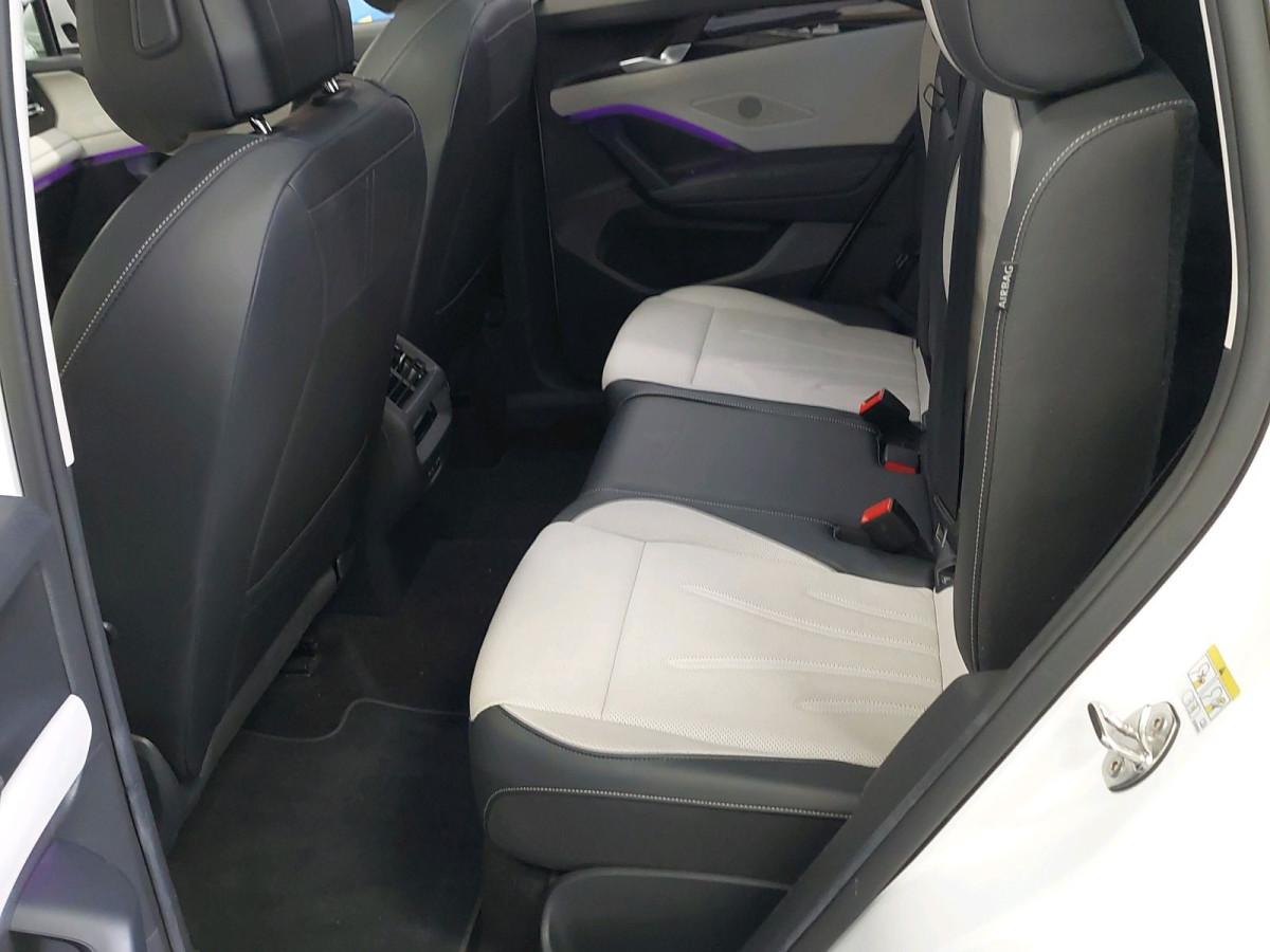 Thumb 6: Volkswagen Tiguan 2.0 TDI DSG ELEGANCE PANO NAVI KMAERA HuD