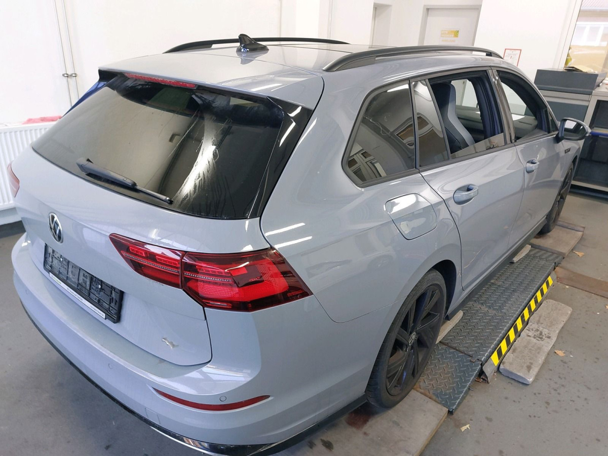 Thumb 4: Volkswagen Golf Variant 2.0 TDI DSG R-LINE PANO AHK NAVI PDC