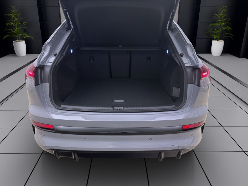 Bild 4: Audi Q4 Sportback e-tron PERFORMANCE S LINE PANO AHK STDHZG