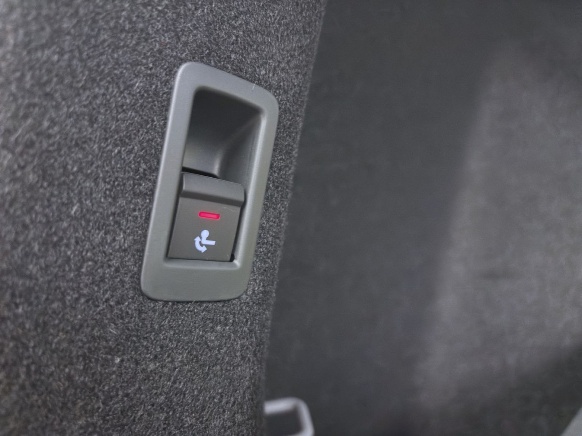 Thumb 19: Audi Q4 Sportback e-tron PERFORMANCE S LINE PANO AHK STDHZG