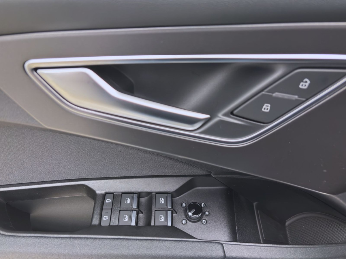 Thumb 10: Audi Q4 e-tron PERFORMANCE AHK KAMERA NAVI STDHZG